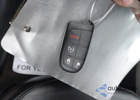 2018 Jeep Compass Latitude 4X4 from USA, damaged, VIN 3C4NJDBB9JT366682